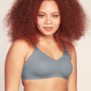 Knix Padded V-Neck Bra - Thin Strap in Colour Glacier